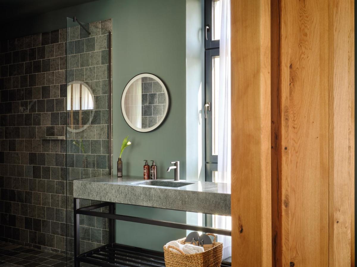 Sly Berlin Hotel ภายนอก รูปภาพ Bathroom