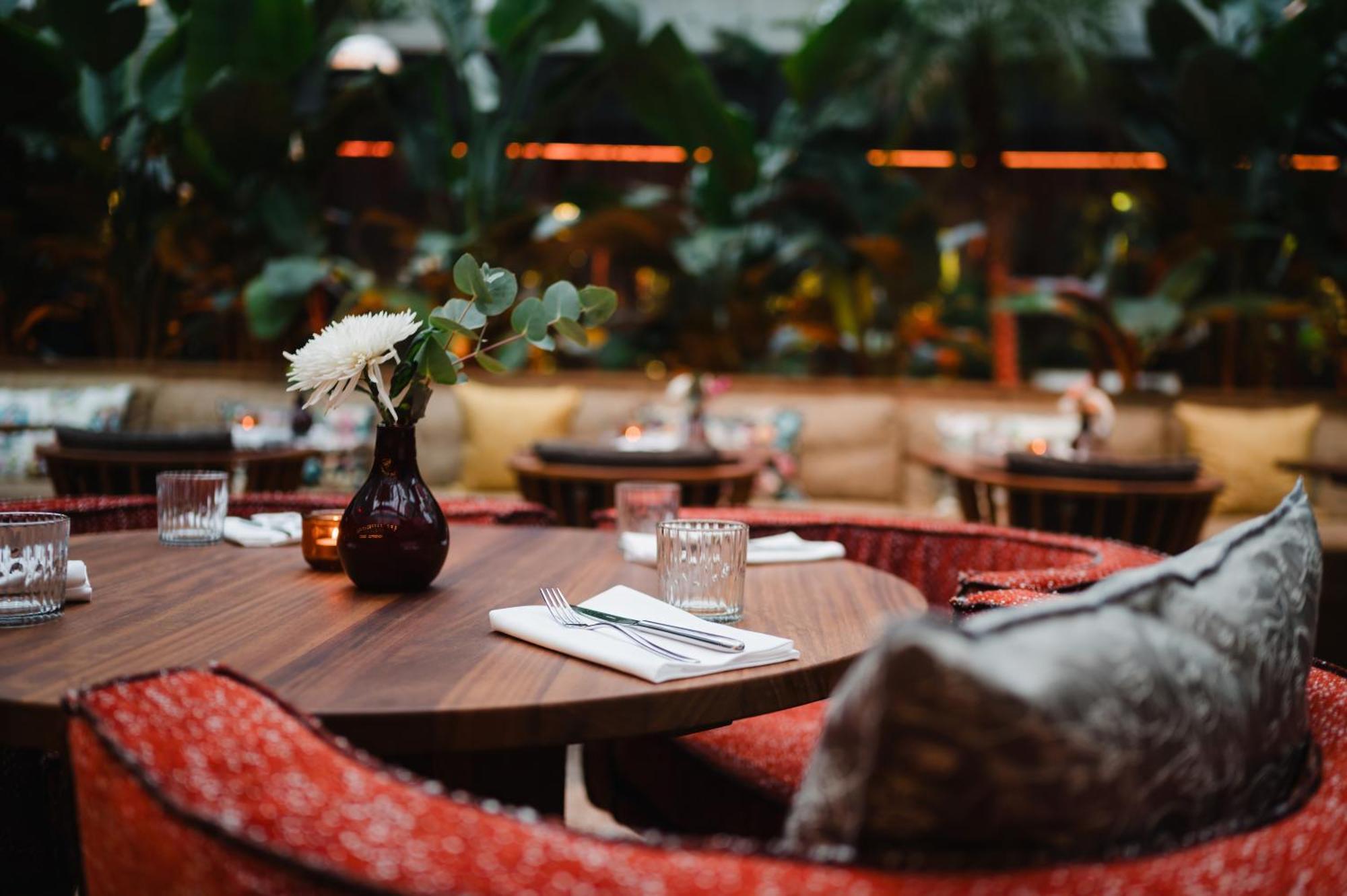 Sly Berlin Hotel ภายนอก รูปภาพ Restaurant interior